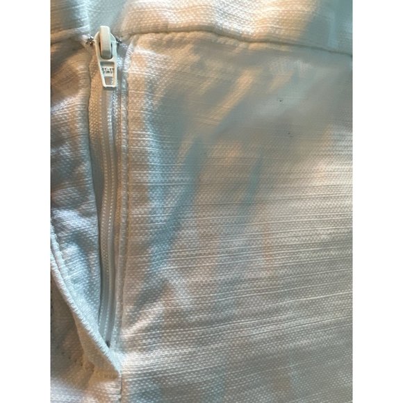 Loft Linen white short Size 4 - Picture 9 of 11